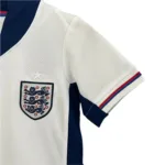 Kit de Criança - Inglaterra Principal 24/25 - Euro 2024 - Image 3