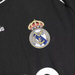 Real Madrid Alternativa 06/07 - Manga Comprida - Image 6