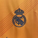 Real Madrid Alternativa 24/25 - Image 3