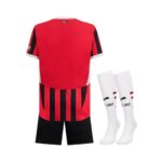 Kit de Criança - AC Milan Principal 24/25 - Calções Pretos - Image 2