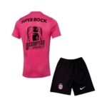 Kit de Criança - Sporting Edição Especial "Outubro Rosa" 24/25 - Edição Bicampeão - Image 2